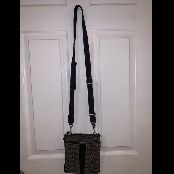 Authentic Coach Purse - Picture 4 of 4